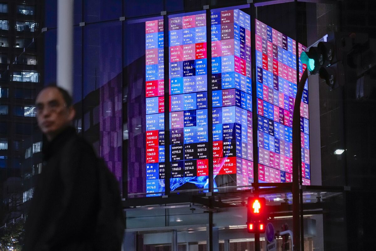 维权投资者大力买入日本股票有望超过上年万亿日元纪录_iBloomberg