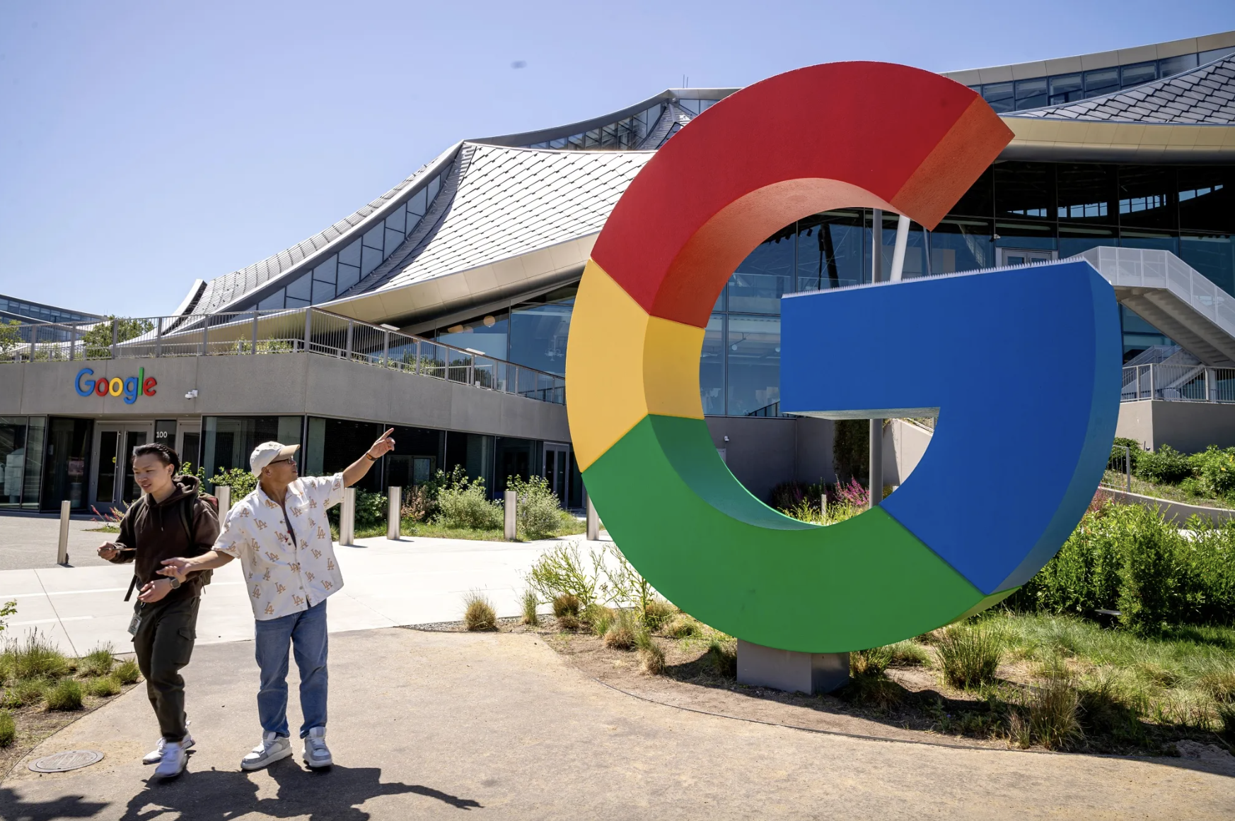 Alphabet市值突破4万亿美元AI热潮提振股价走高_iBloomberg